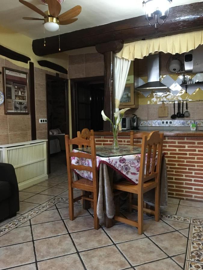 Casa Rural La Antigua Tahona Candelario Extérieur photo